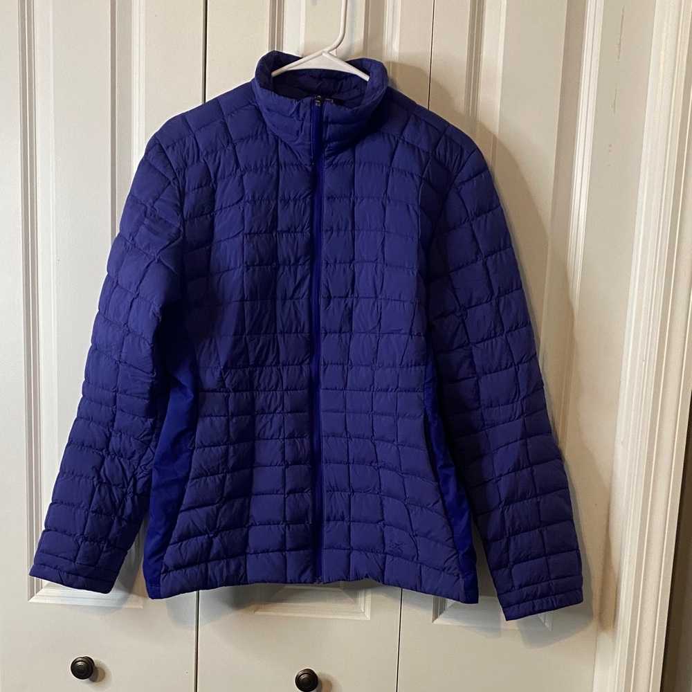 Arc'teryx Women's Blue Puffer Jacket - Picture 2 of 9